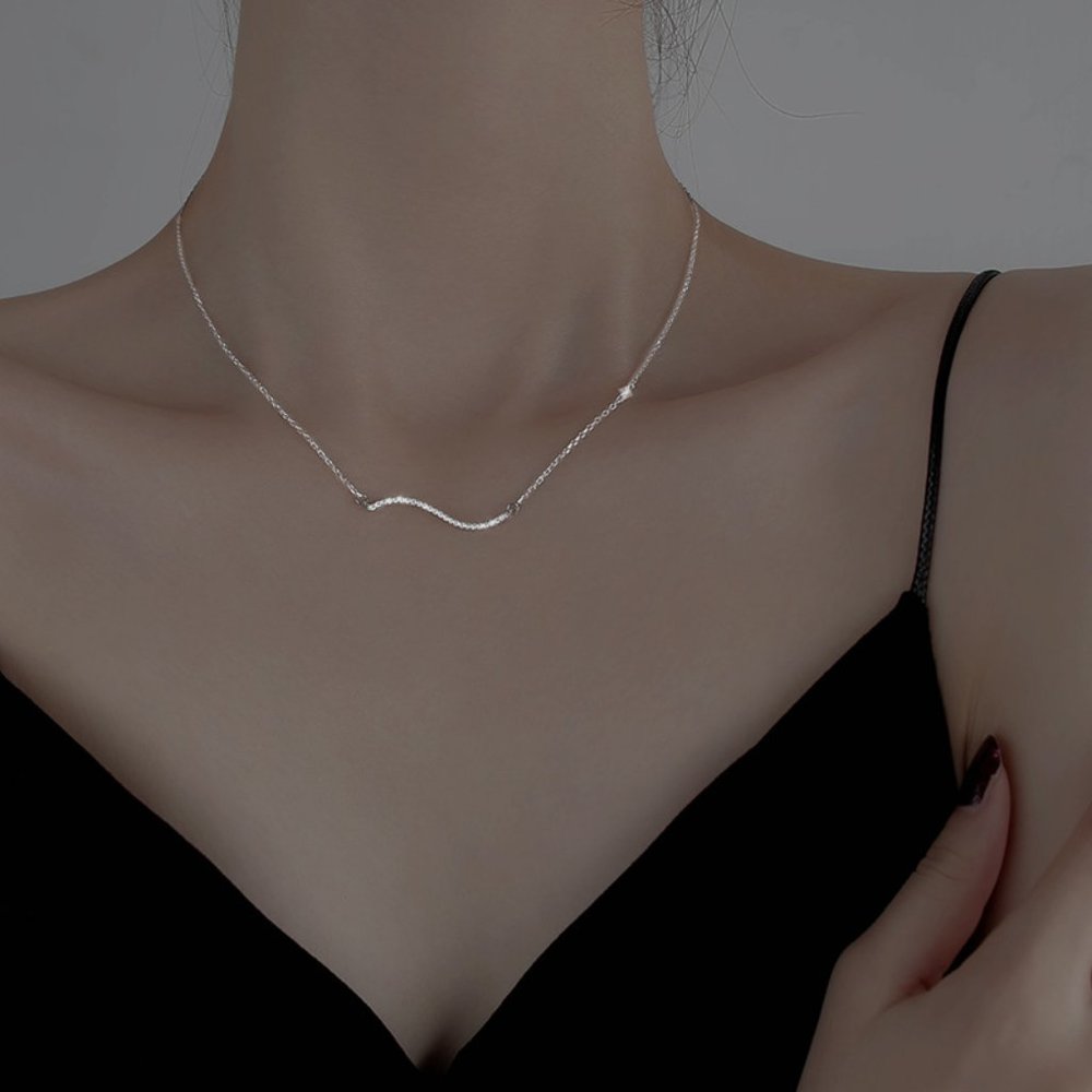 NEW Silver Rose Gold Simple Wave Necklace